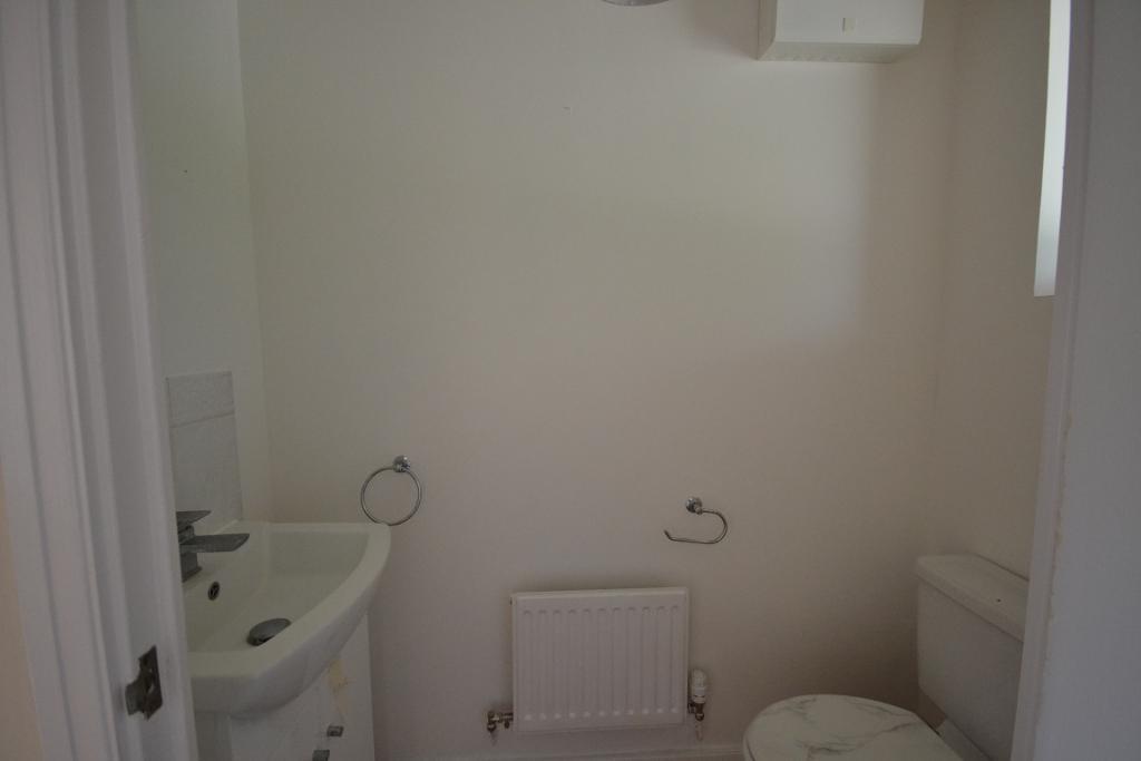 3 Bedroom Detached to Rent in Milton Keynes, MK8 0HA