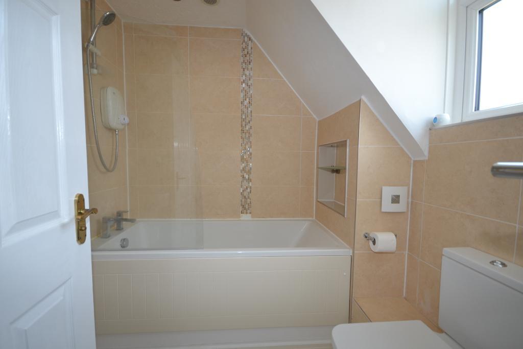 2 Bedroom End Terraced to Rent in Milton Keynes, MK4 4AH