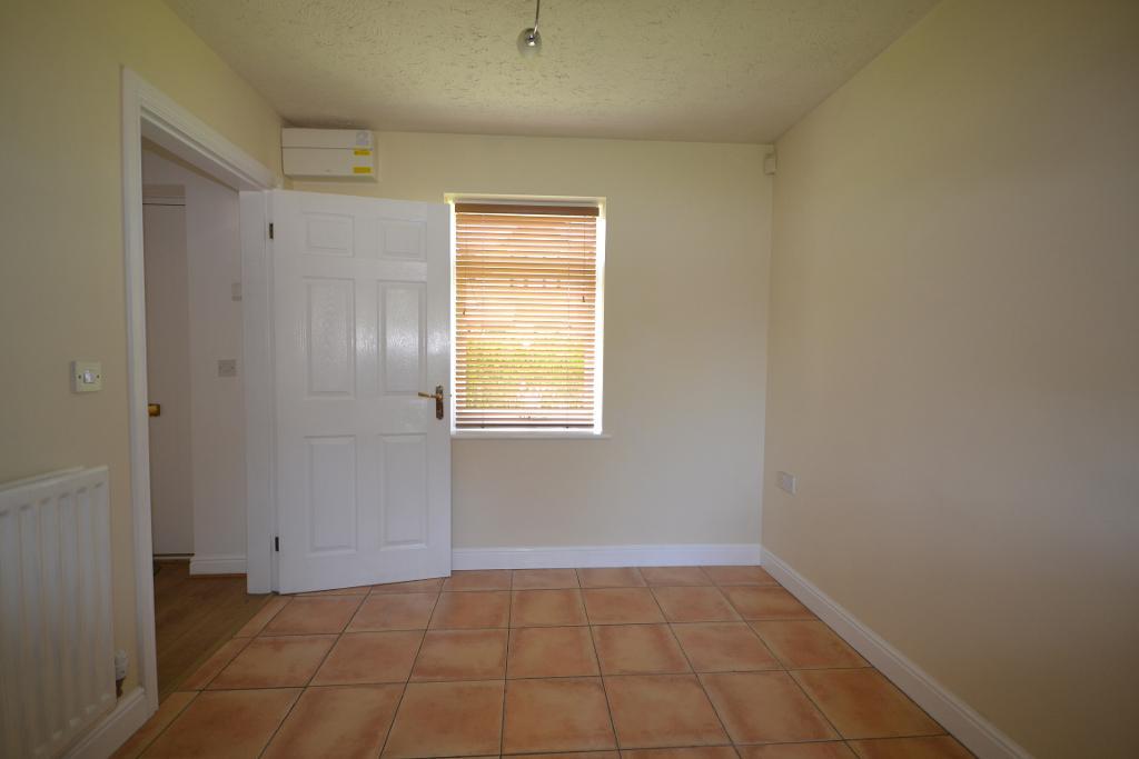 2 Bedroom End Terraced to Rent in Milton Keynes, MK4 4AH