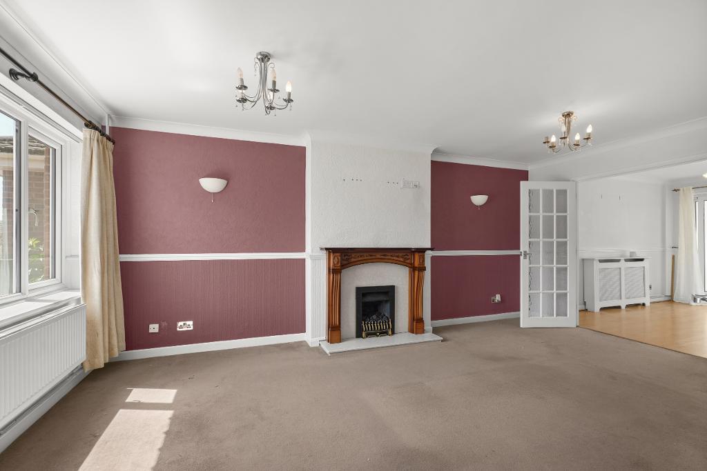 4 Bedroom Detached for Sale in Milton Keynes, MK3 7SH