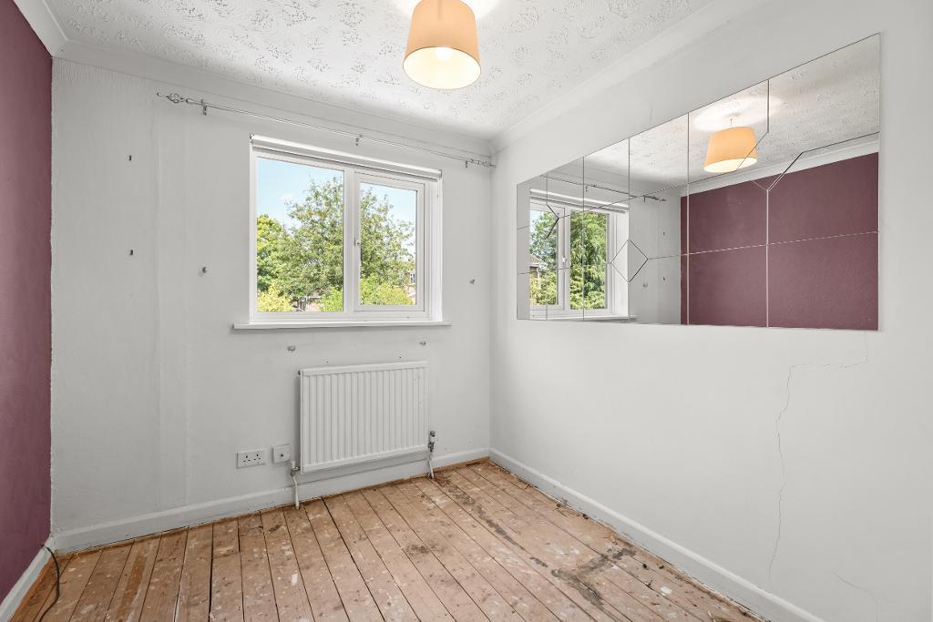 4 Bedroom Detached for Sale in Milton Keynes, MK3 7SH