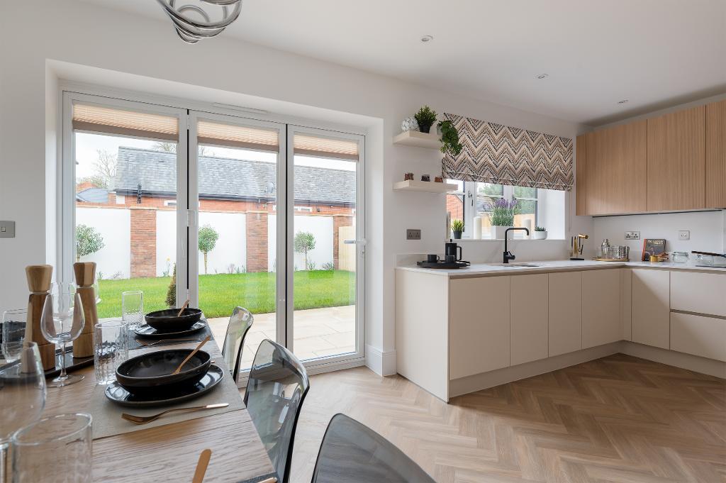 4 Bedroom Semi-Detached for Sale in Milton Keynes, MK17 8AU
