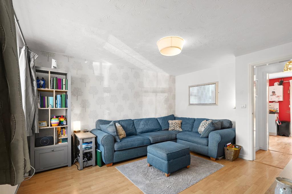 3 Bedroom Semi-Detached for Sale in Milton Keynes, MK8 0NS