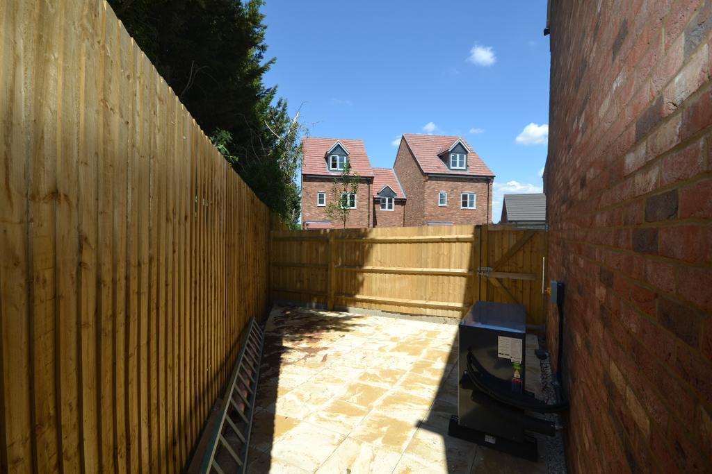 4 Bedroom Semi-Detached for Sale in Milton Keynes, MK17 8AU