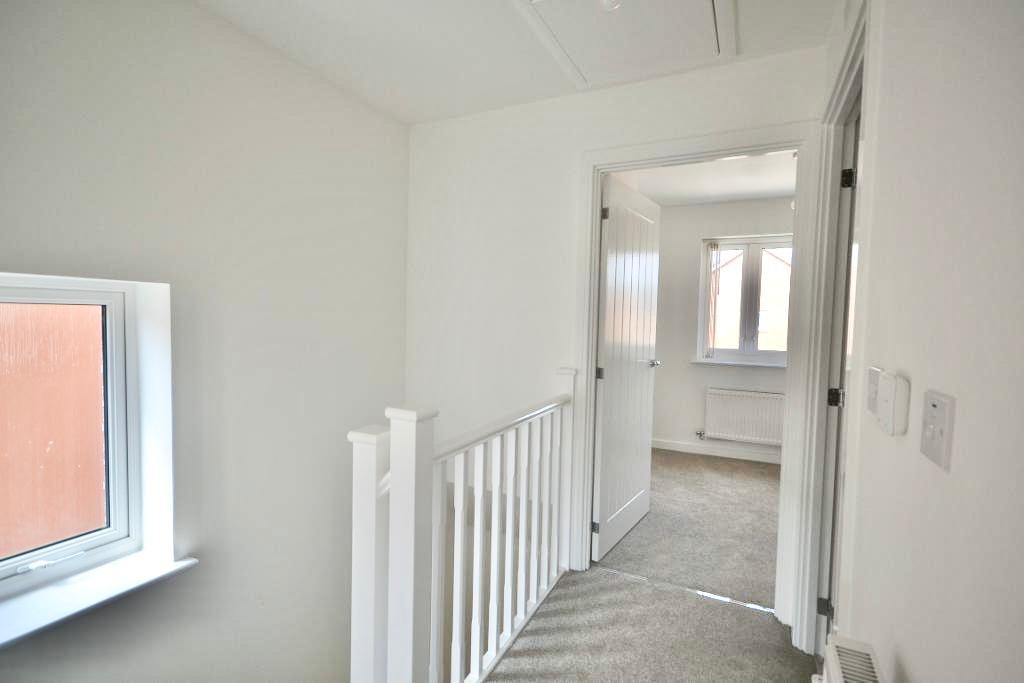 2 Bedroom Semi-Detached to Rent in Milton Keynes, MK12 6BU