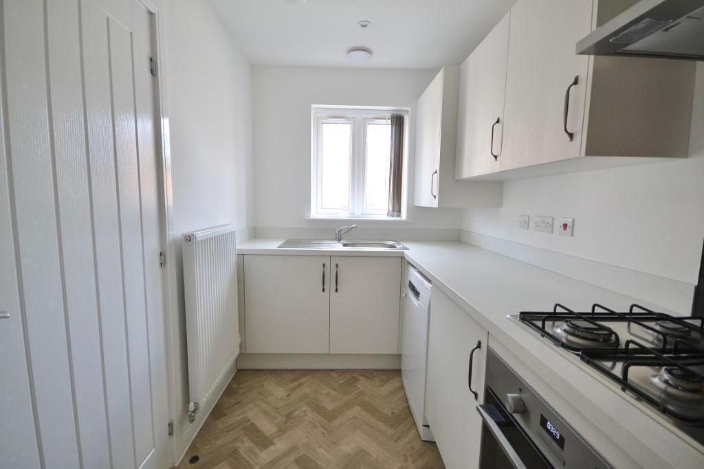 2 Bedroom Semi-Detached to Rent in Milton Keynes, MK12 6BU