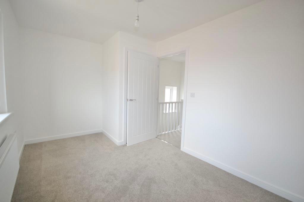 2 Bedroom Semi-Detached to Rent in Milton Keynes, MK12 6BU