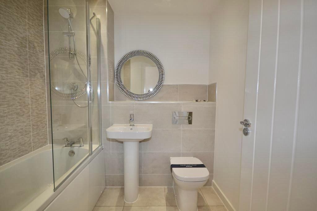 2 Bedroom Semi-Detached to Rent in Milton Keynes, MK12 6BU