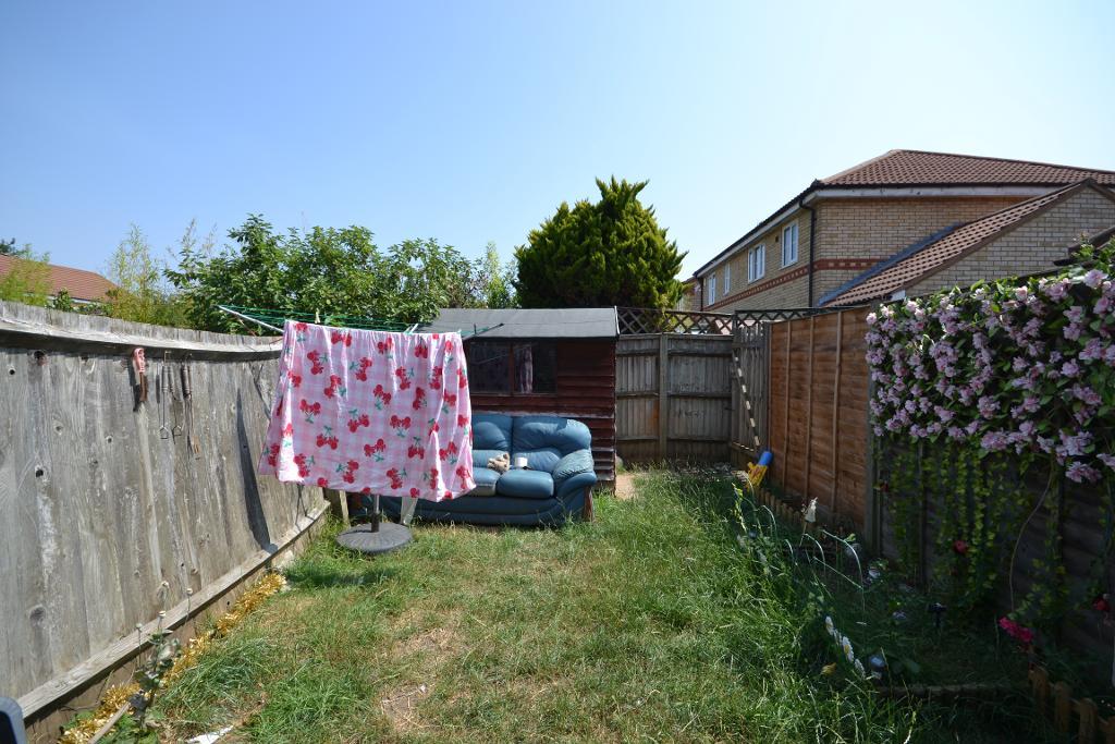 2 Bedroom Terraced to Rent in Milton Keynes, MK10 9EQ