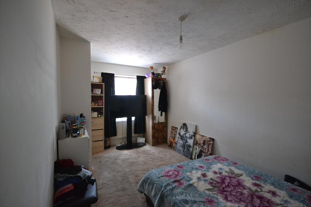 2 Bedroom Terraced to Rent in Milton Keynes, MK10 9EQ