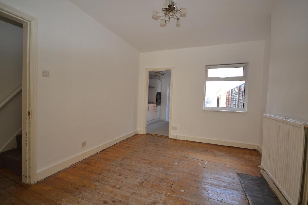 3 Bedroom Detached for Sale in Milton Keynes, MK5 6AP