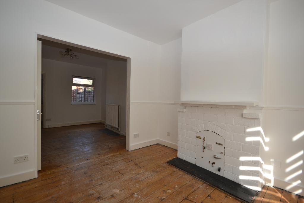 3 Bedroom Detached for Sale in Milton Keynes, MK5 6AP