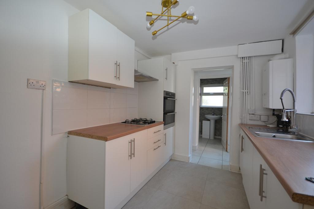 3 Bedroom Detached for Sale in Milton Keynes, MK5 6AP