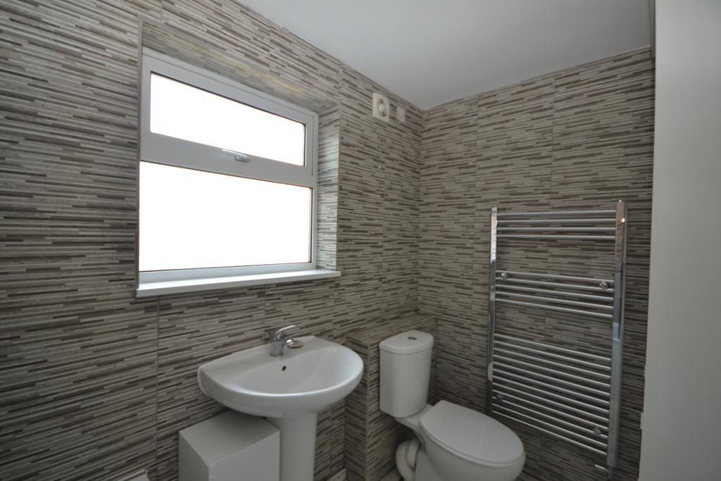 3 Bedroom Detached for Sale in Milton Keynes, MK5 6AP