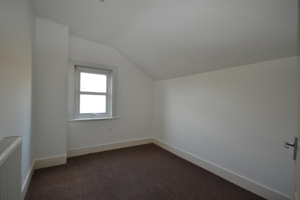 3 Bedroom Detached for Sale in Milton Keynes, MK5 6AP
