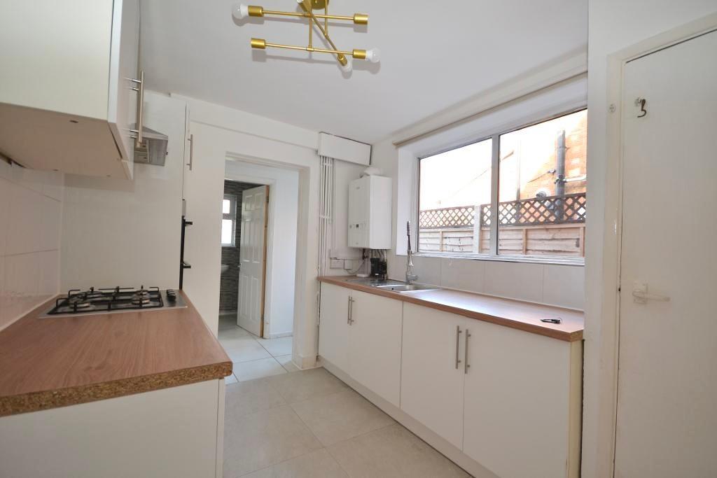 3 Bedroom Terraced for Sale in Newport Pagnell, MK16 0ED
