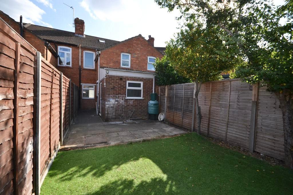 3 Bedroom Terraced for Sale in Newport Pagnell, MK16 0ED