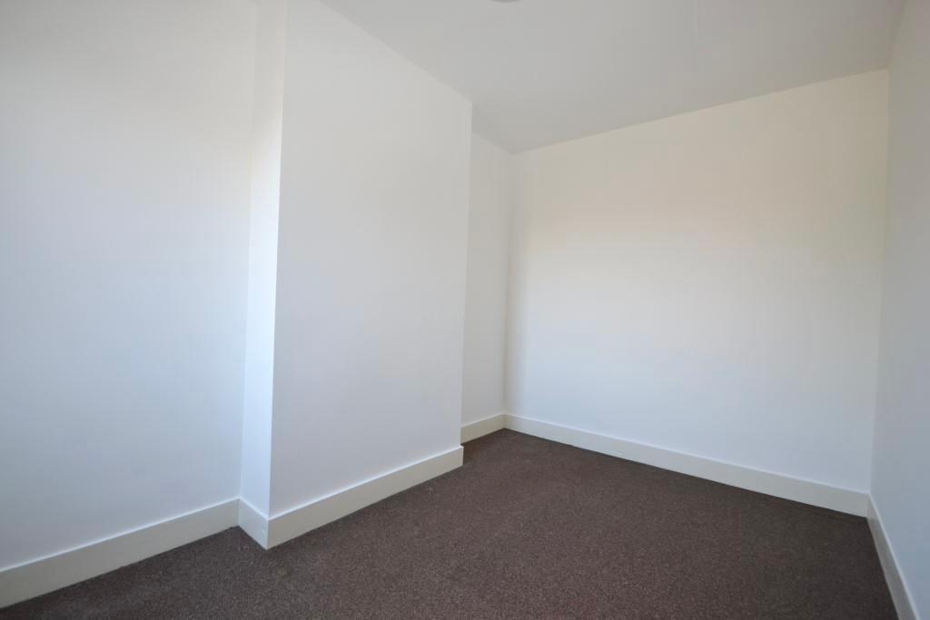 3 Bedroom Terraced for Sale in Newport Pagnell, MK16 0ED