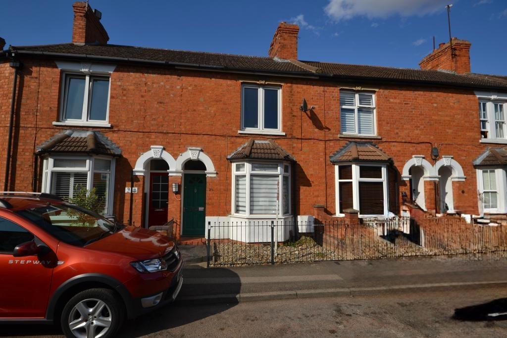 3 Bedroom Terraced for Sale in Newport Pagnell, MK16 0ED