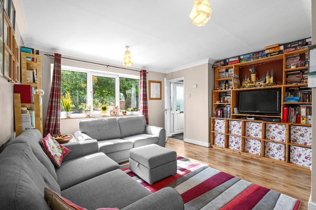 3 Bedroom End Terraced for Sale in Milton Keynes, MK3 7NX