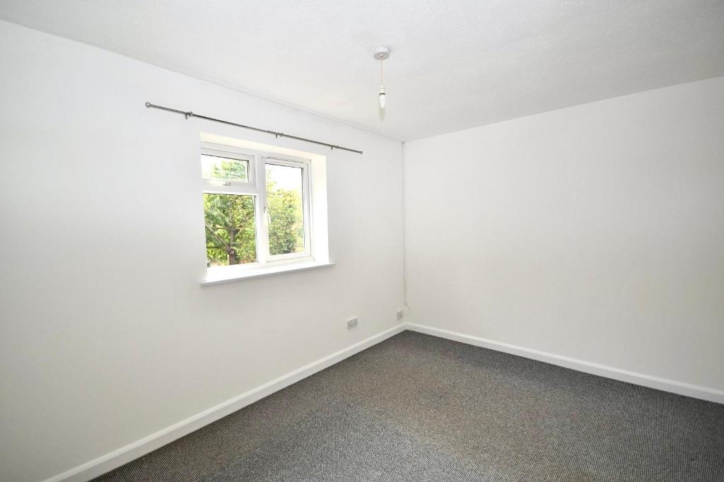 2 Bedroom Terraced to Rent in Milton Keynes, MK4 2JG