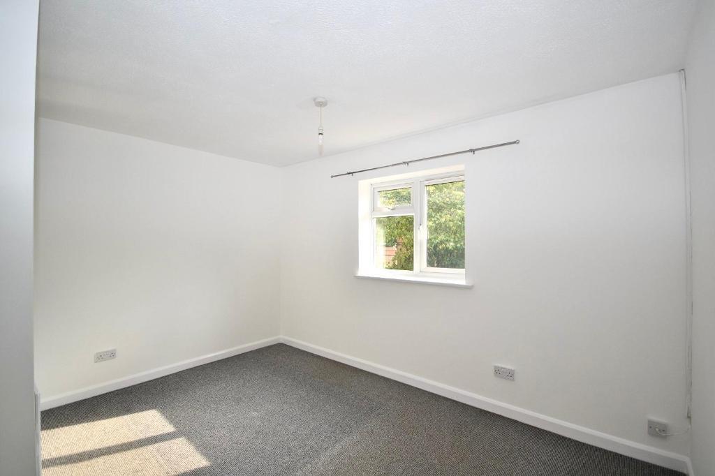 2 Bedroom Terraced to Rent in Milton Keynes, MK4 2JG