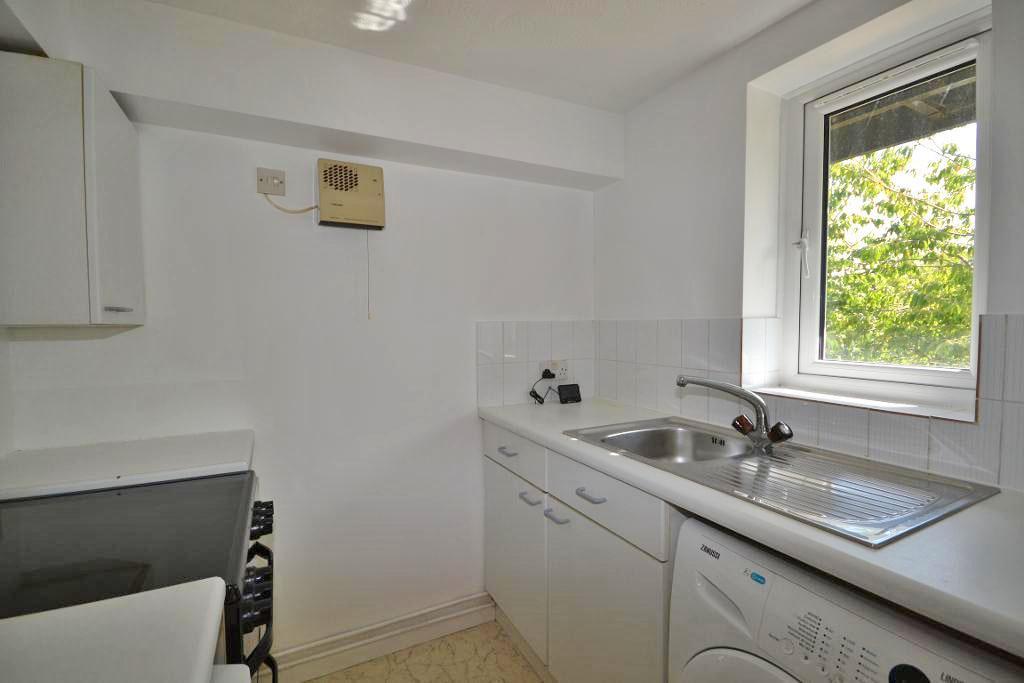 1 Bedroom Apartment to Rent in Milton Keynes, MK7 7ND