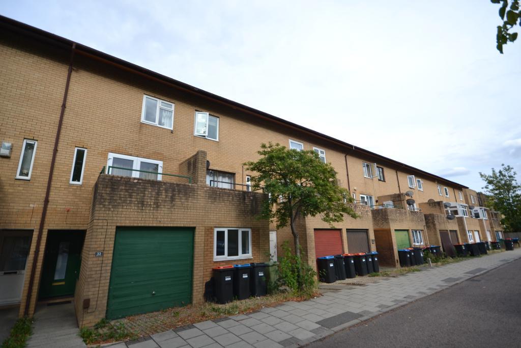 4 Bedroom Terraced for Sale in Milton Keynes, MK6 2DN