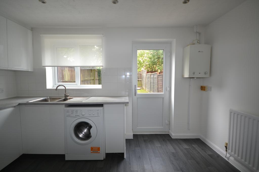2 Bedroom Terraced to Rent in Milton Keynes, MK4 2JG