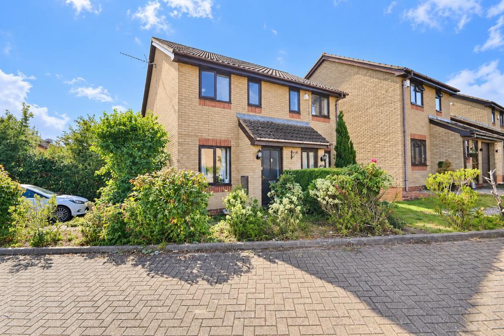 2 Bedroom Semi-Detached to Rent in Milton Keynes, MK7 7LH