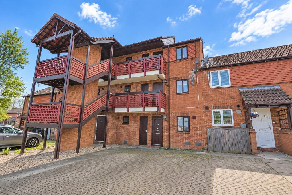 Buzzacott Lane, Furzton, Milton Keynes, Buckinghamshire, MK4 1JE