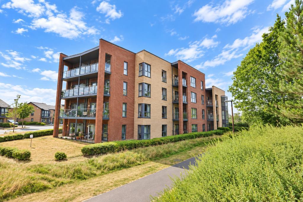 15 Ada Walk, Oakgrove, Milton Keynes, Buckinghamshire, MK10 9SW