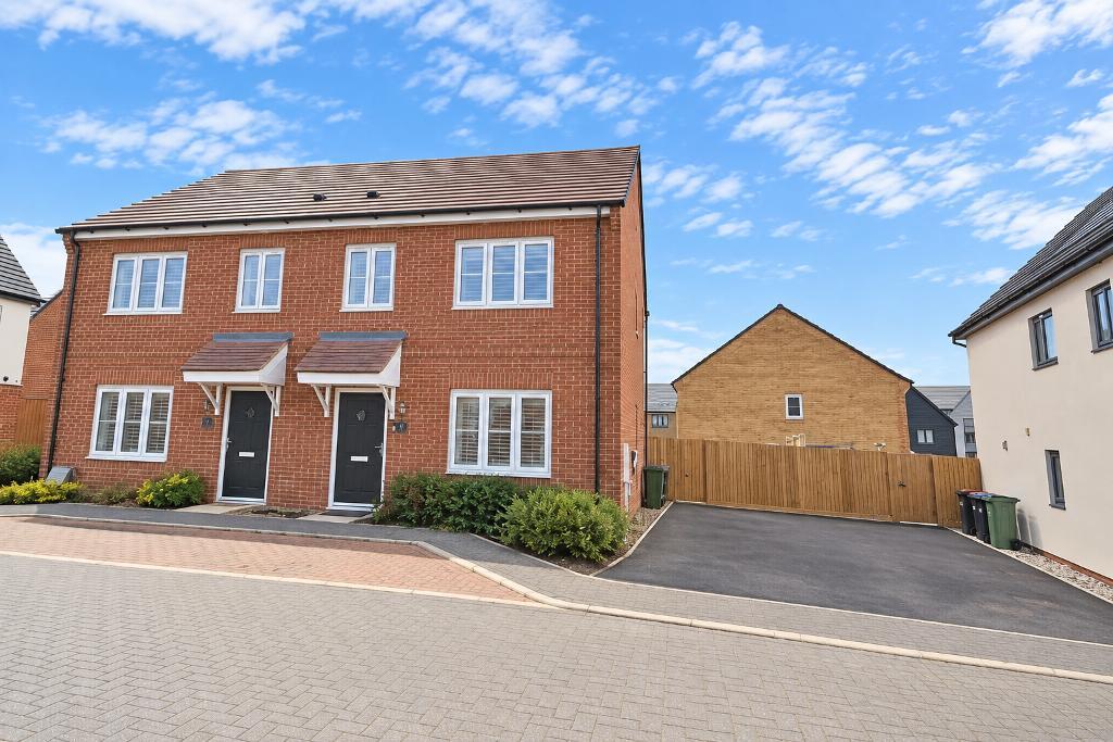 Beltie Close, Whitehouse, Milton Keynes, Buckinghamshire, MK8 1FE