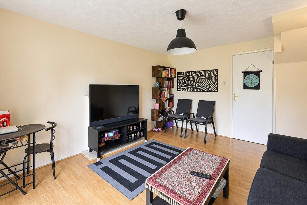 2 Bedroom End Terraced for Sale in Milton Keynes, MK6 2SJ