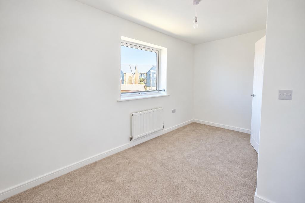 2 Bedroom Semi-Detached for Sale in Milton Keynes, MK8 8AB