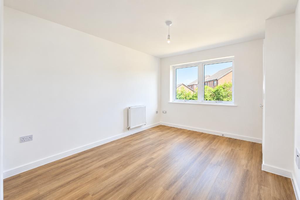 2 Bedroom Semi-Detached for Sale in Milton Keynes, MK8 8AB