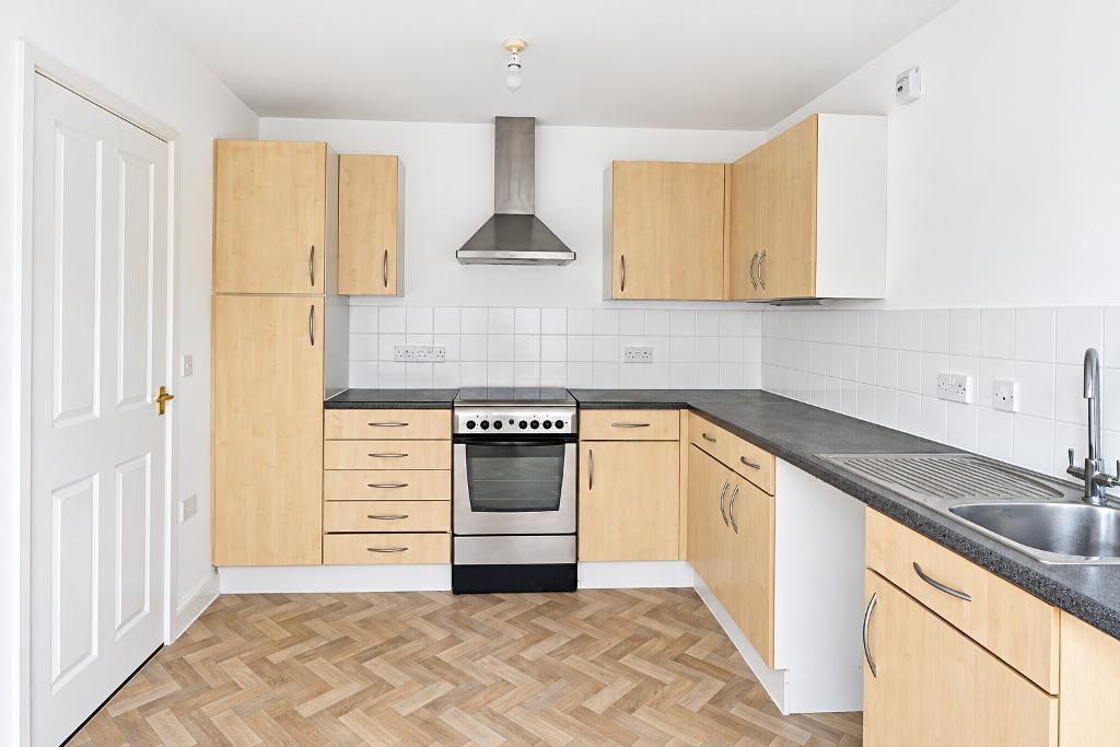 3 Bedroom Terraced for Sale in Milton Keynes, MK4 3HB