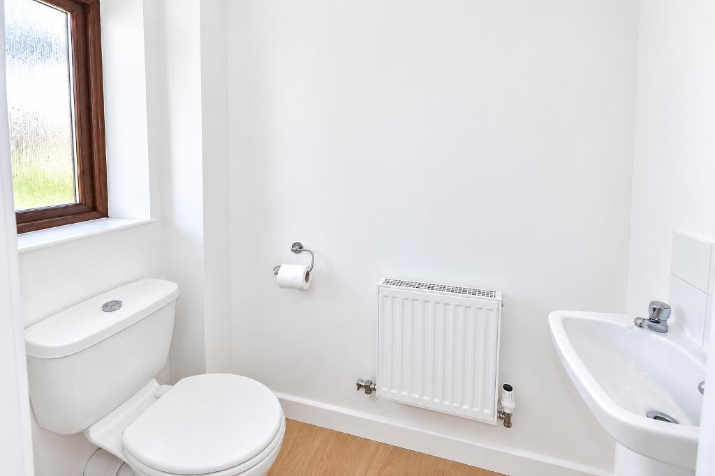 3 Bedroom Terraced for Sale in Milton Keynes, MK4 3HB