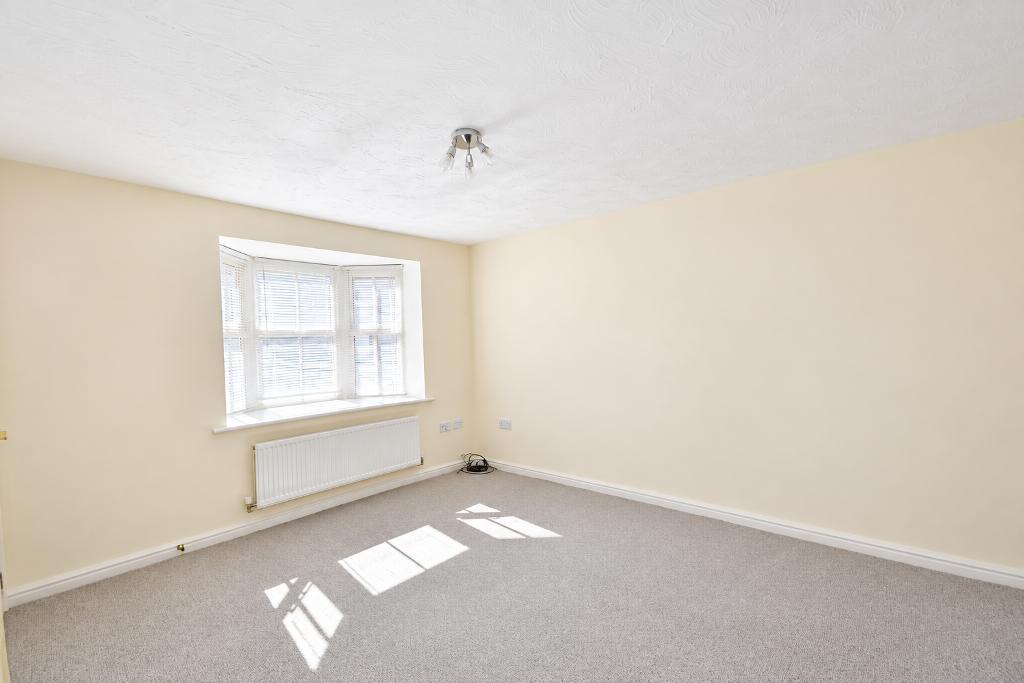 3 Bedroom Terraced for Sale in Milton Keynes, MK8 0NS