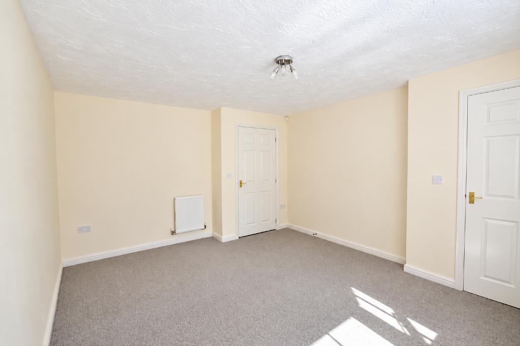 3 Bedroom Terraced for Sale in Milton Keynes, MK8 0NS