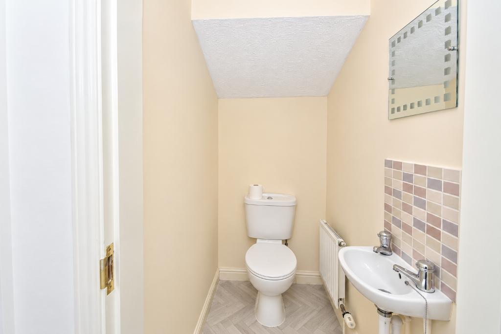 3 Bedroom Terraced for Sale in Milton Keynes, MK8 0NS