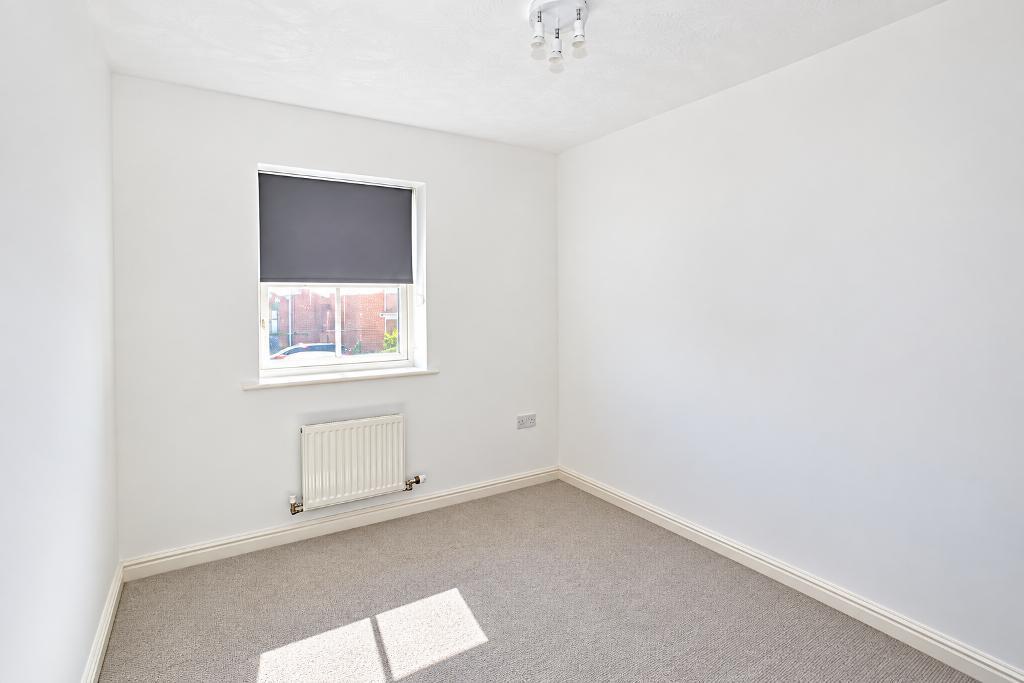 3 Bedroom Terraced for Sale in Milton Keynes, MK8 0NS