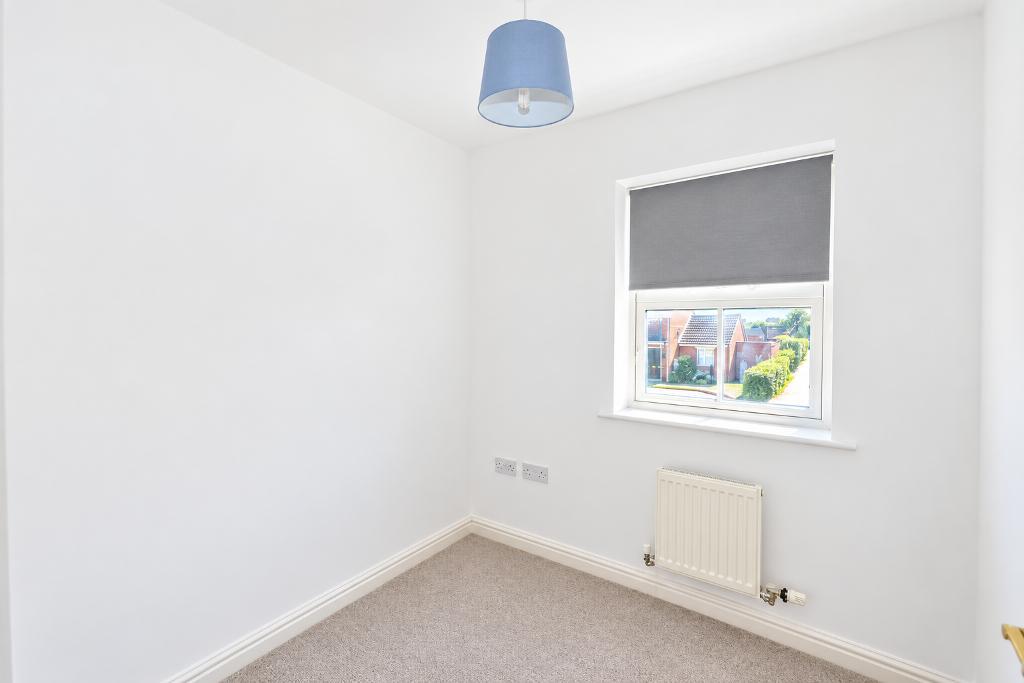 3 Bedroom Terraced for Sale in Milton Keynes, MK8 0NS