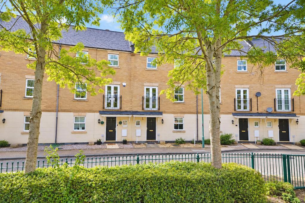 5 Bedroom Terraced for Sale in Milton Keynes, MK4 4EE
