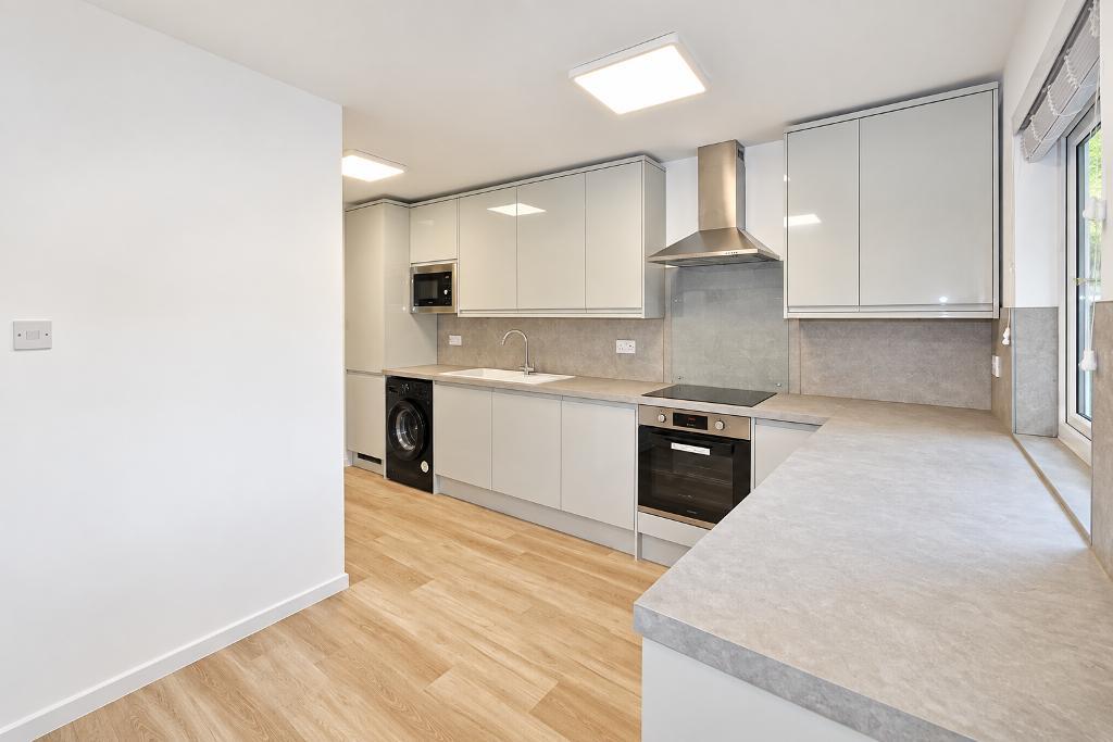 3 Bedroom Terraced for Sale in Milton Keynes, MK13 8BX