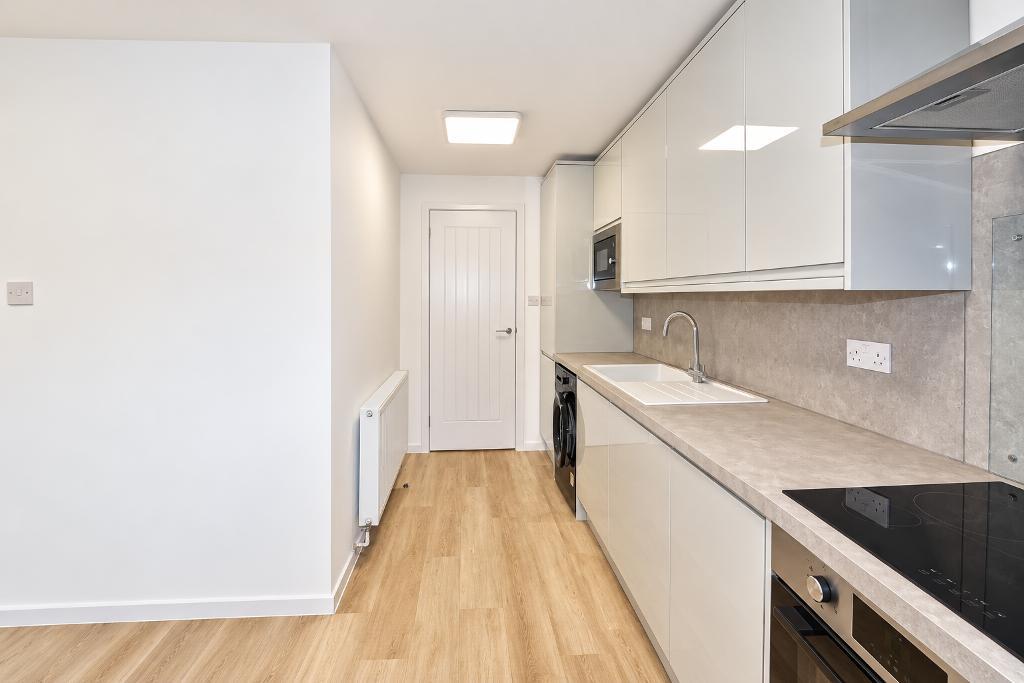 3 Bedroom Terraced for Sale in Milton Keynes, MK13 8BX