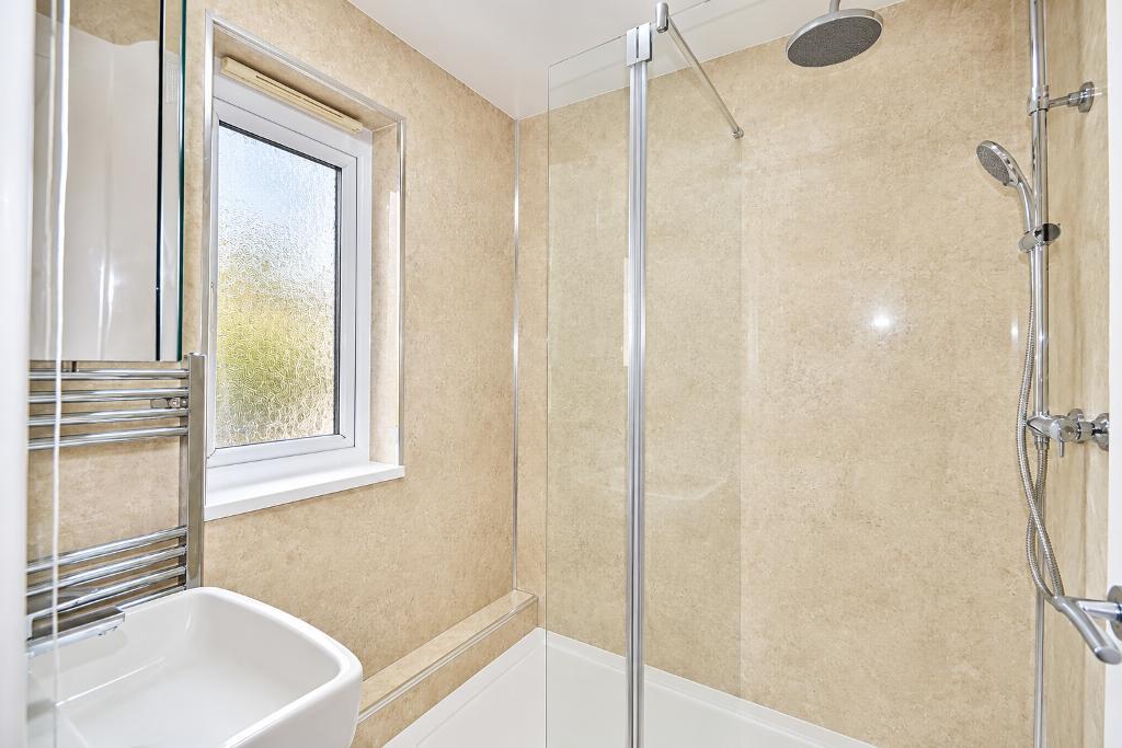 3 Bedroom Terraced for Sale in Milton Keynes, MK13 8BX