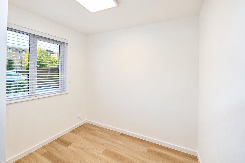 3 Bedroom Terraced for Sale in Milton Keynes, MK13 8BX