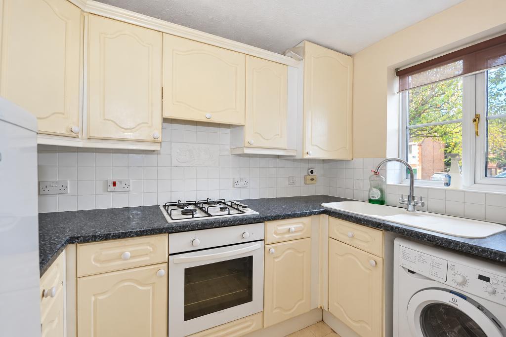 2 Bedroom Terraced for Sale in Milton Keynes, MK4 3BA