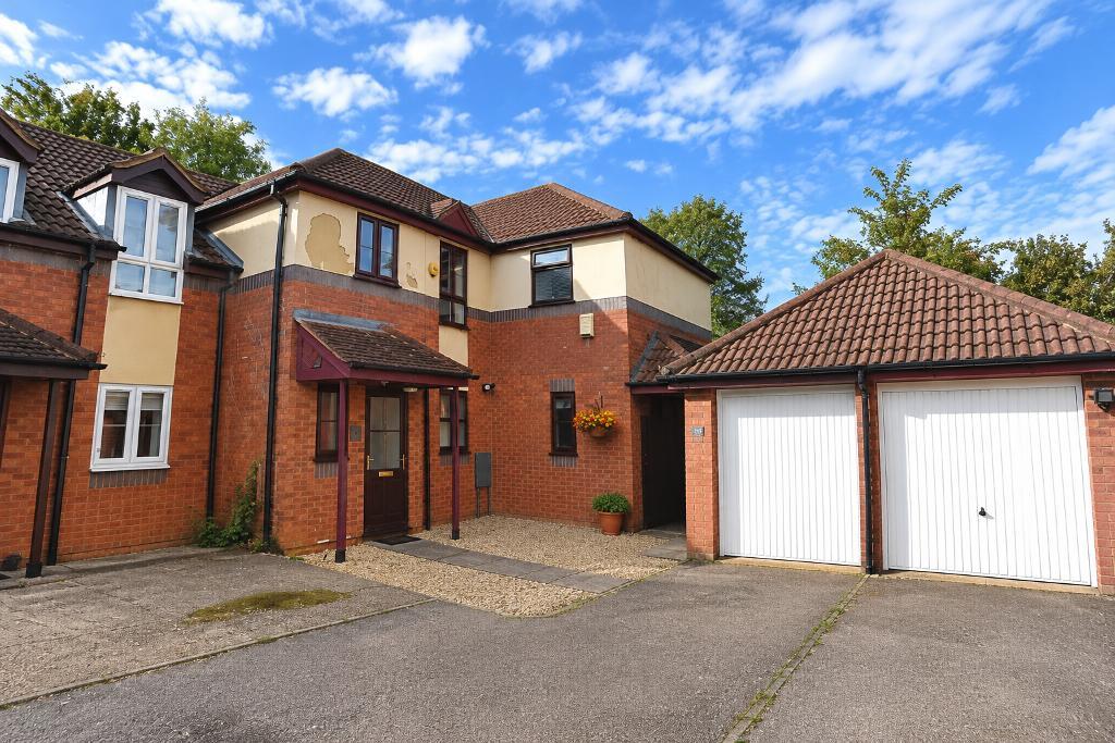 3 Bedroom Terraced for Sale in Milton Keynes, MK5 8ER
